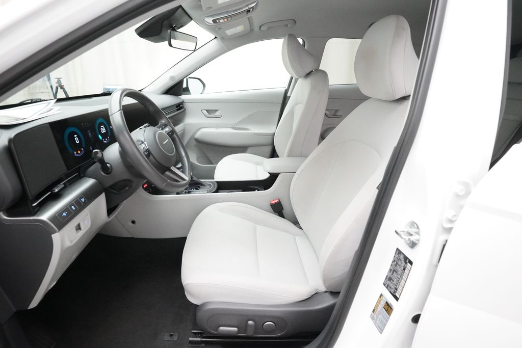 2024 Hyundai Kona SEL - Photo 7