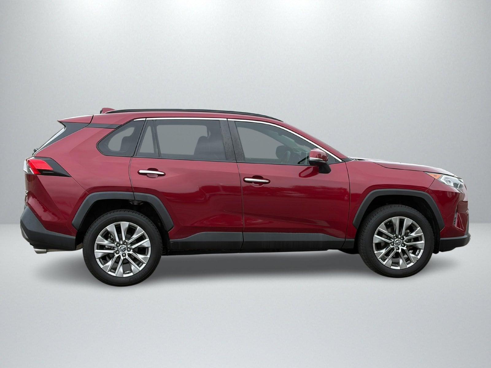 2020 Toyota RAV4 Limited - Photo 6