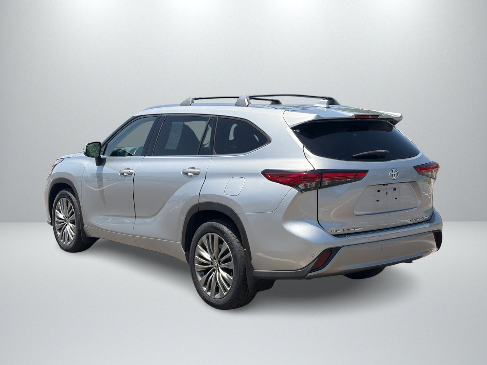 2021 Toyota Highlander Platinum - Photo 3