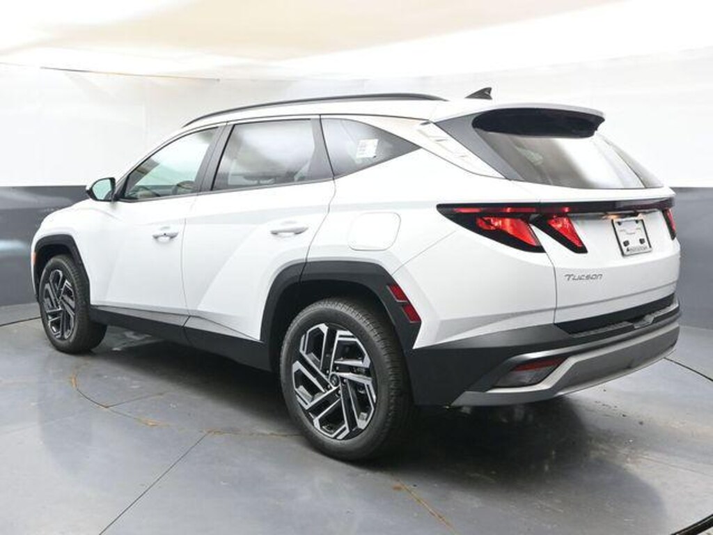 New 2026 Hyundai Tucson SEL Plus AWD SUV