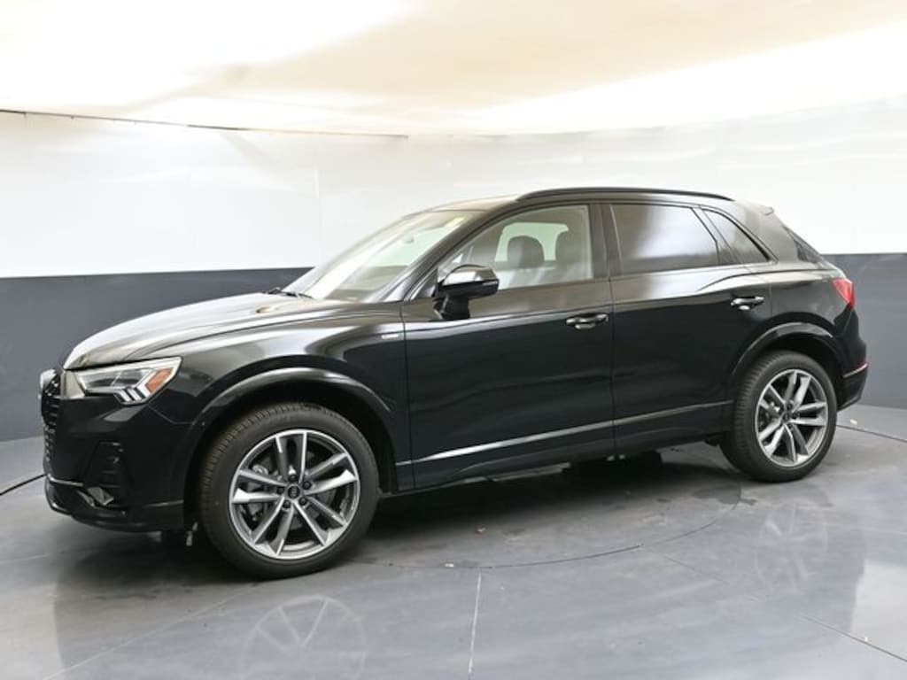 Used 2024 Audi Q3 Premium SUV
