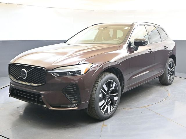 2026 Volvo XC60 Plus
