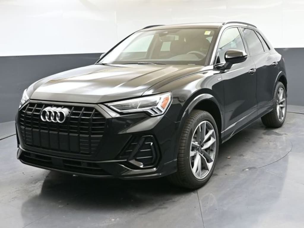 Used 2024 Audi Q3 Premium SUV