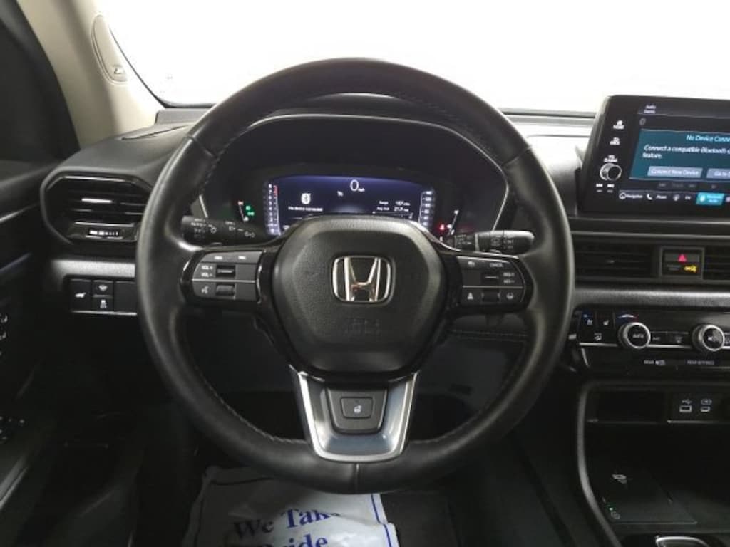 Used 2025 Honda Pilot Elite SUV