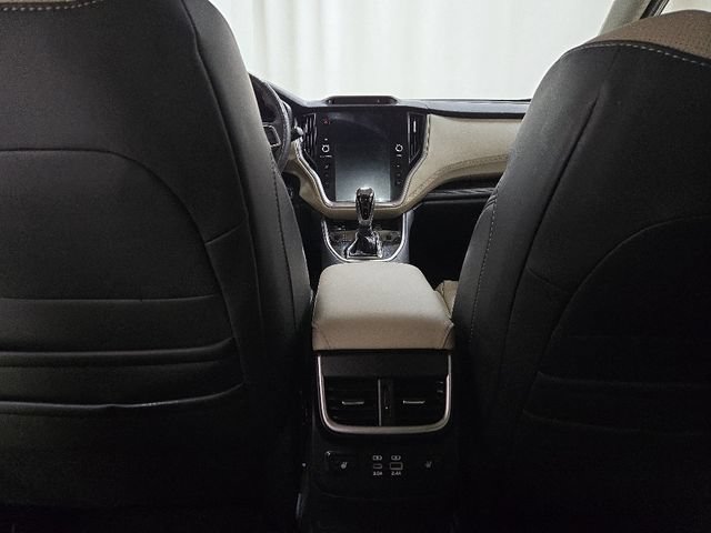 2025 Subaru Outback Limited - Photo 46