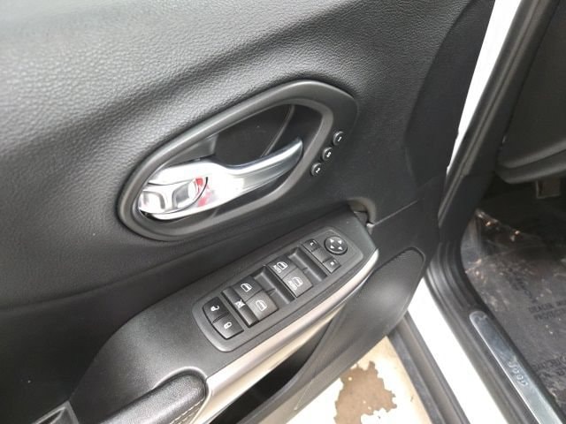 2020 Jeep Cherokee Limited - Photo 32