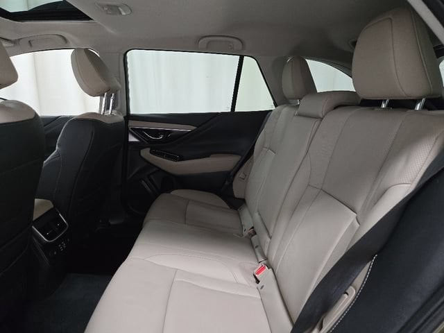 2025 Subaru Outback Limited - Photo 17
