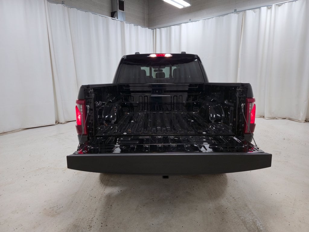 2026 Ford F-150 XLT - Photo 9