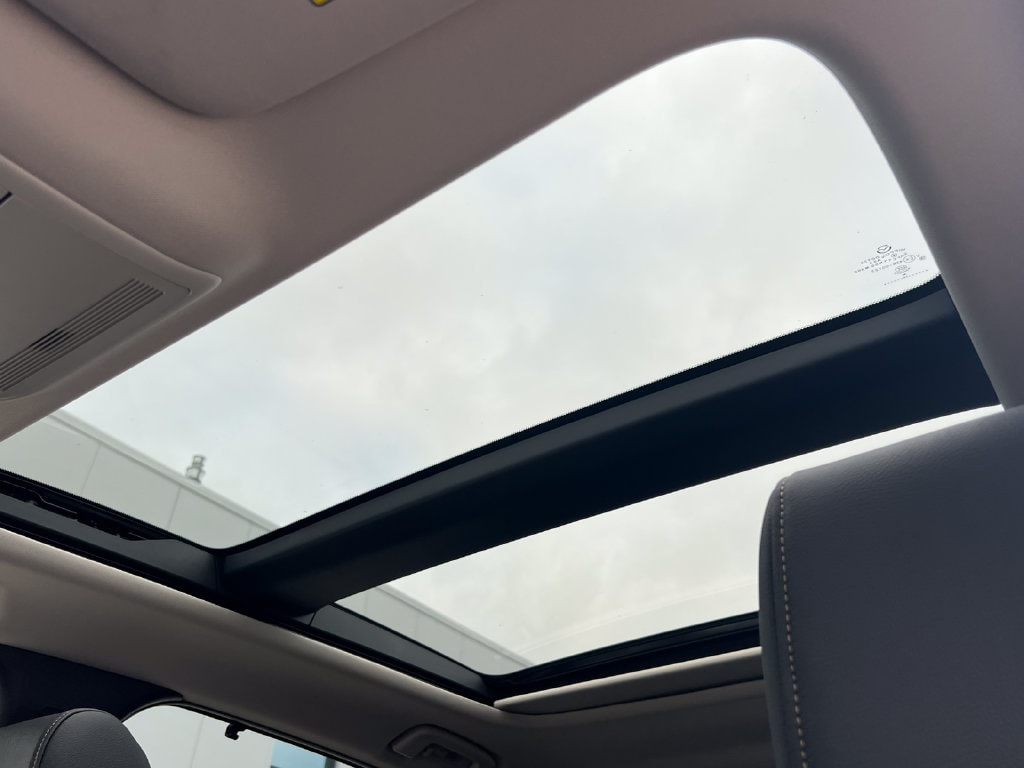 2026 Mazda CX-90 Premium Package - Photo 6