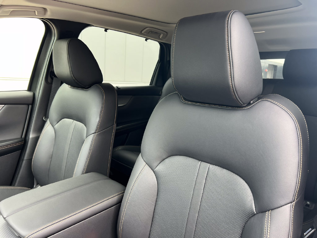 2026 Mazda CX-90 Premium Package - Photo 12