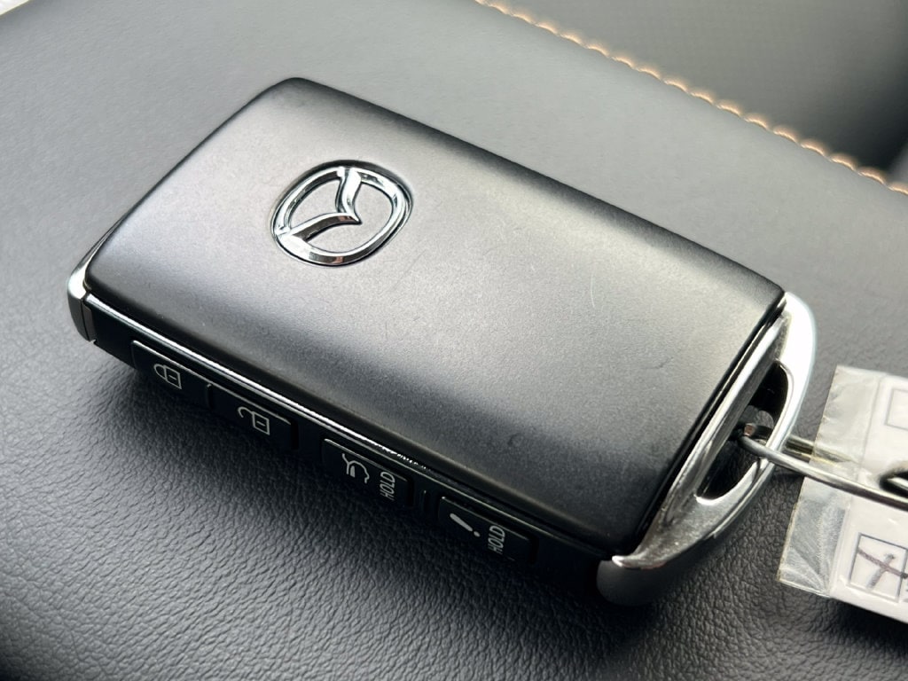 2026 Mazda CX-90 Premium Package - Photo 30