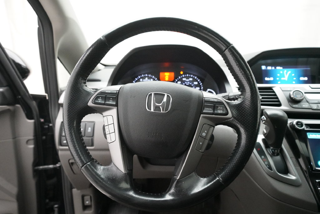 Used 2016 Honda Odyssey Van Passenger Van