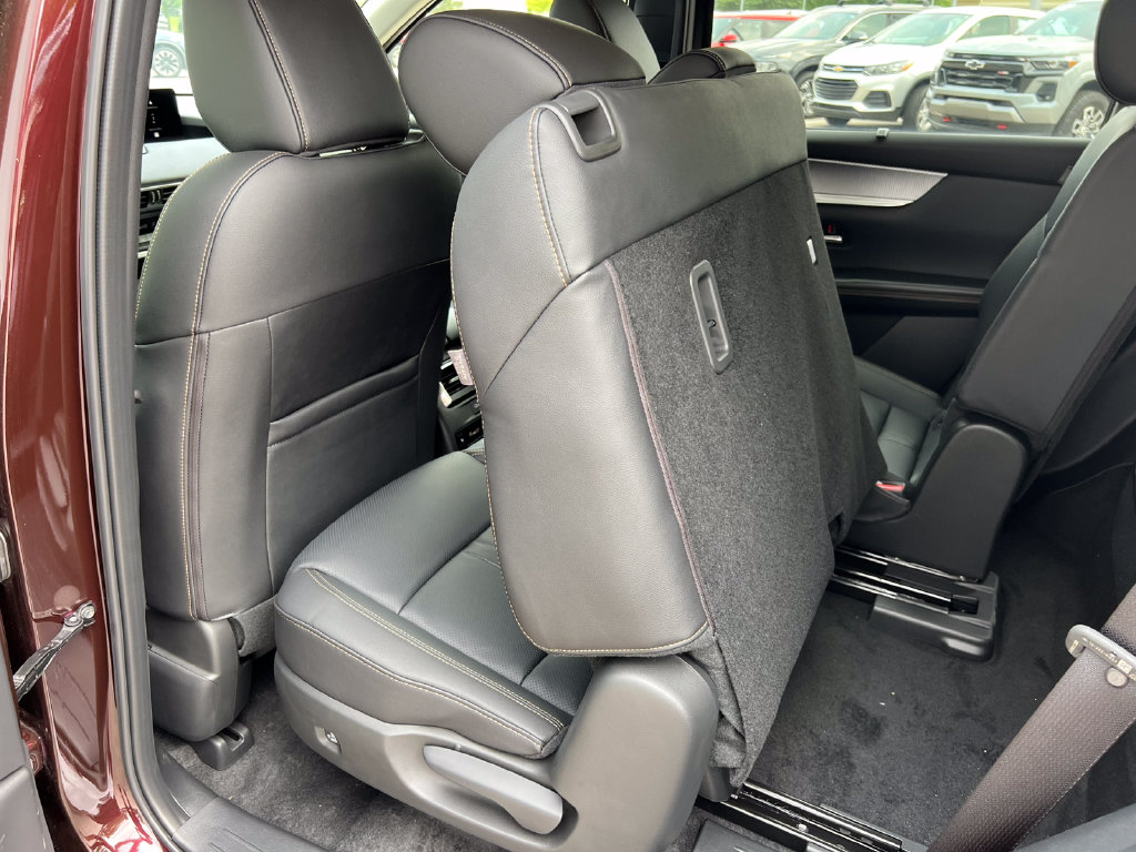 2026 Mazda CX-90 Premium Package - Photo 37