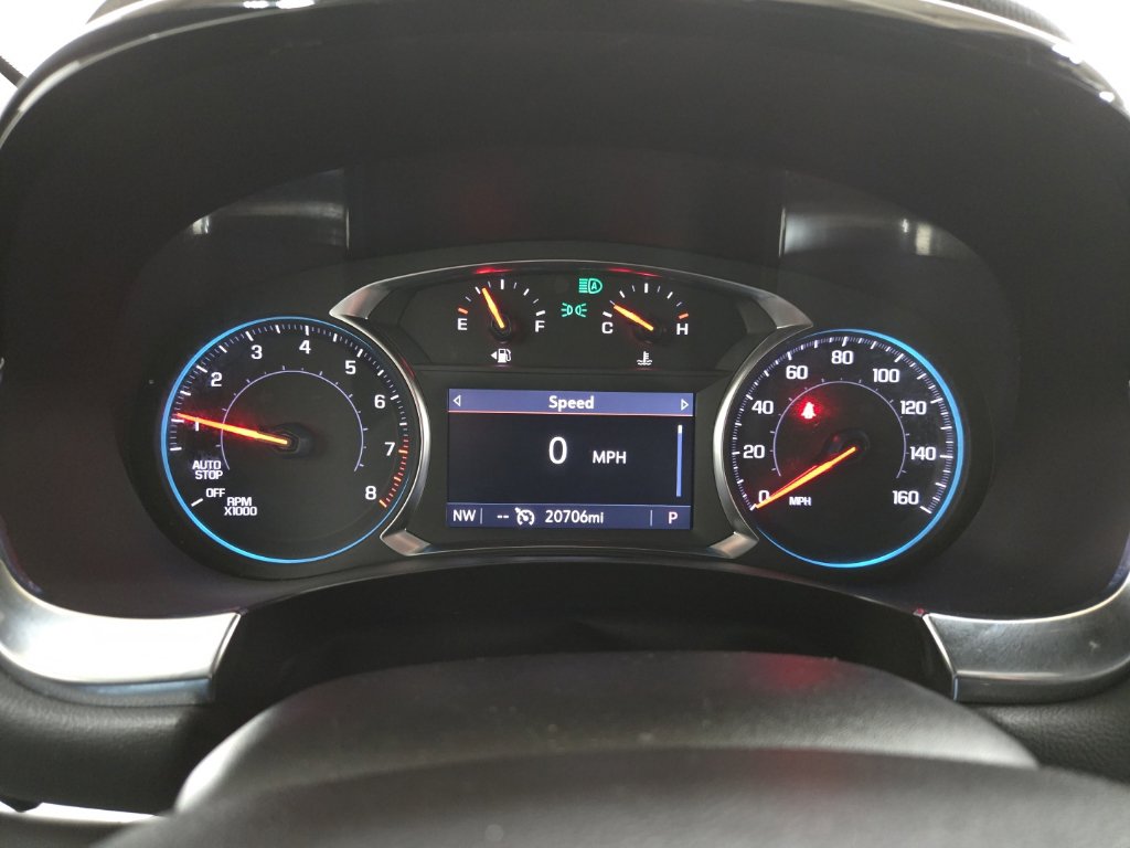 Used 2023 Chevrolet Traverse LT SUV