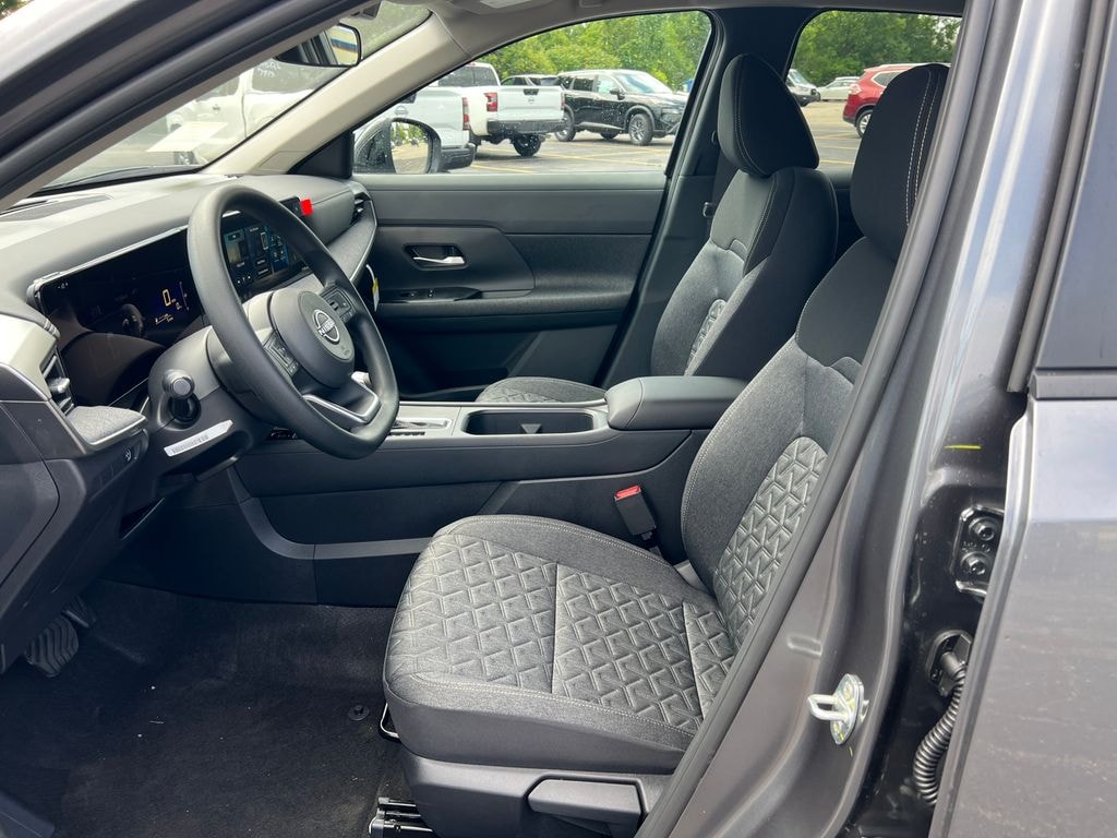 New 2026 Nissan Kicks SV SUV