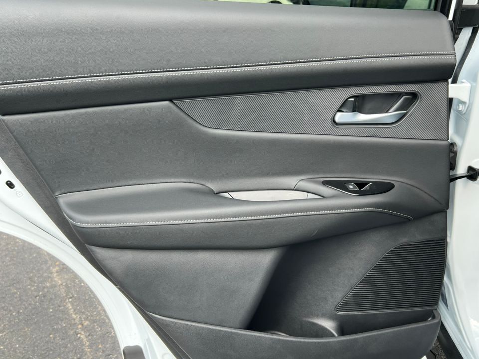 2025 Nissan Murano SL - Photo 33