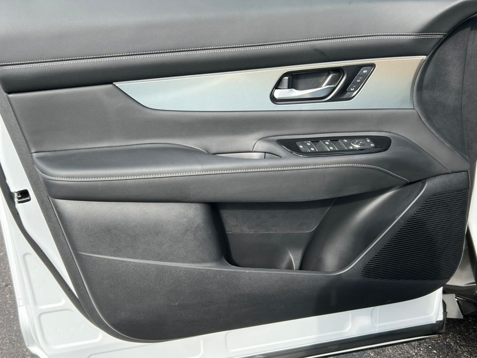 2025 Nissan Murano SL - Photo 13