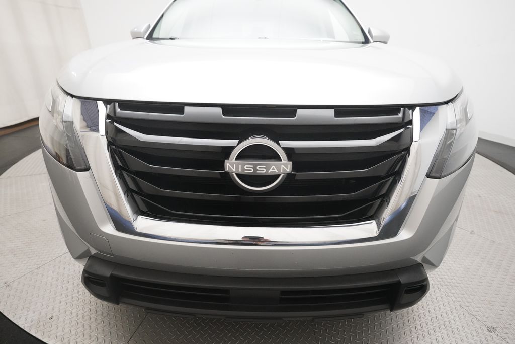 2024 Nissan Pathfinder SV - Photo 23
