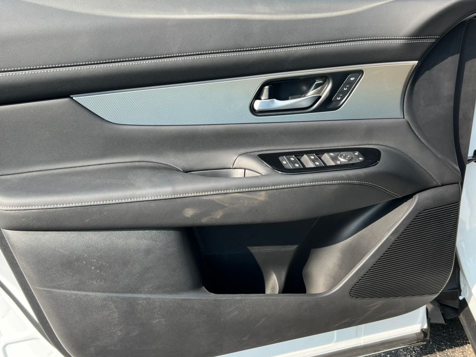 2025 Nissan Murano SL - Photo 12