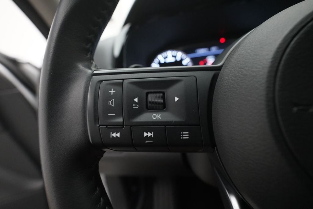 2024 Nissan Pathfinder SV - Photo 19