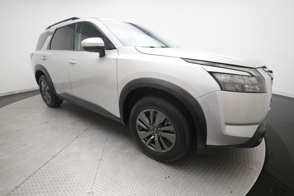 2024 Nissan Pathfinder SV - Photo 37