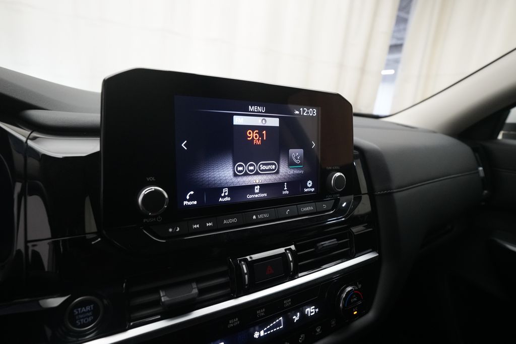 2024 Nissan Pathfinder SV - Photo 7