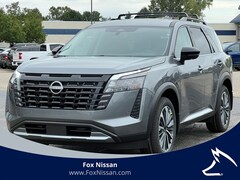 2026 Nissan Pathfinder Platinum SUV