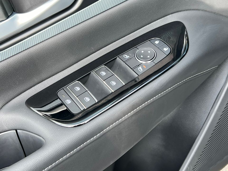 2025 Nissan Murano SL - Photo 14