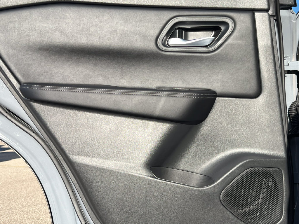 2026 Nissan Rogue SV - Photo 33