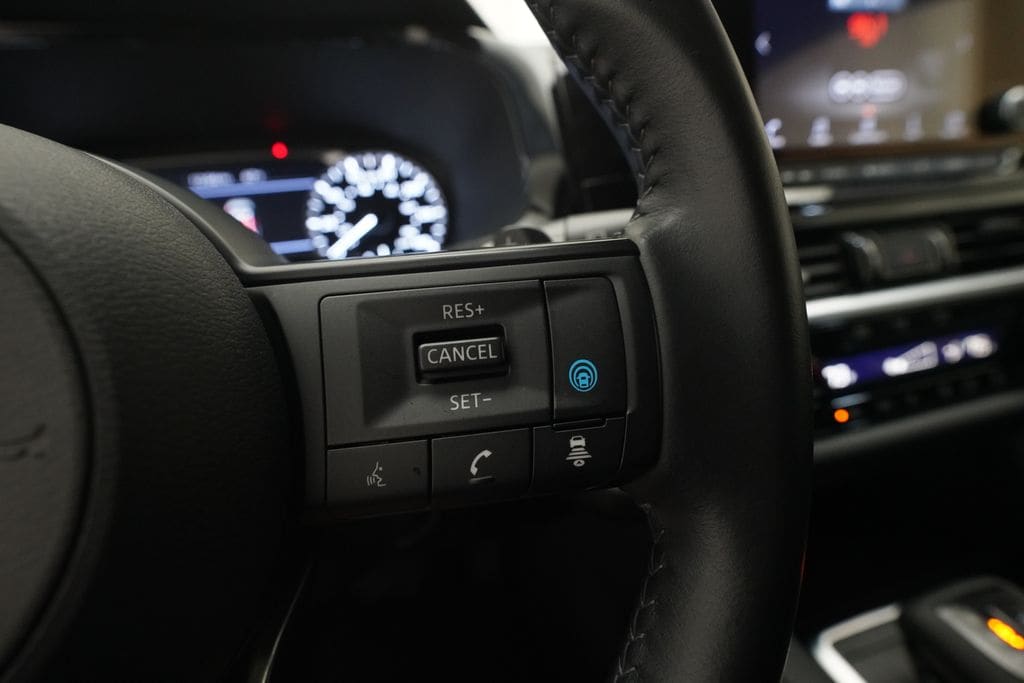 2024 Nissan Pathfinder SV - Photo 20