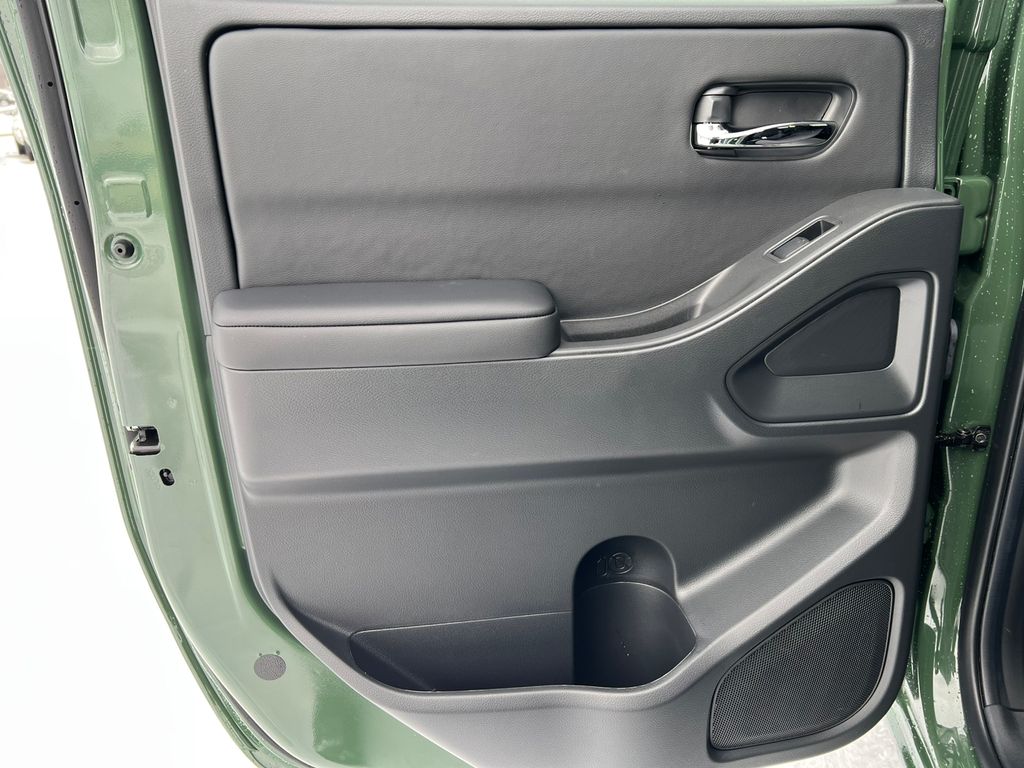 2026 Nissan Frontier SV - Photo 35