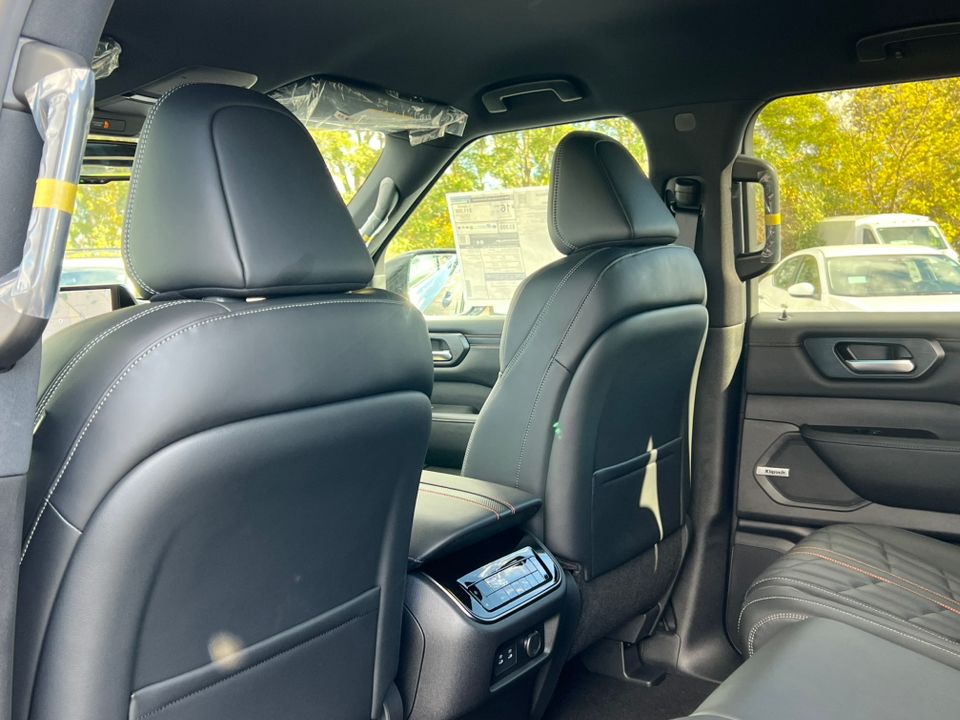 2026 Nissan Armada PRO-4X - Photo 38