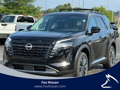 2026 Nissan Pathfinder Platinum SUV