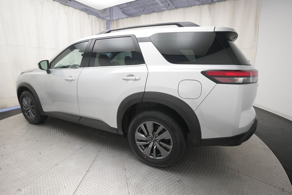 2024 Nissan Pathfinder SV - Photo 34