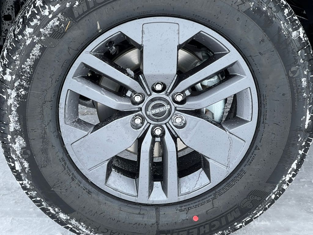 2026 Nissan Frontier SV - Photo 6