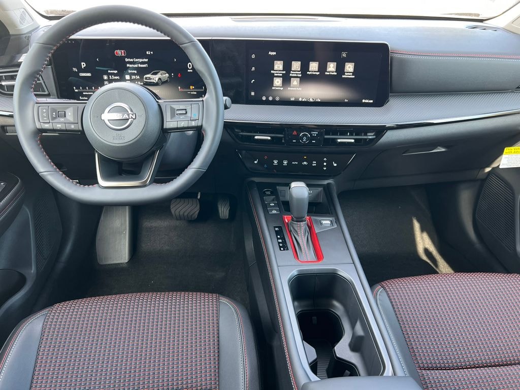 New 2026 Nissan Kicks SR SUV