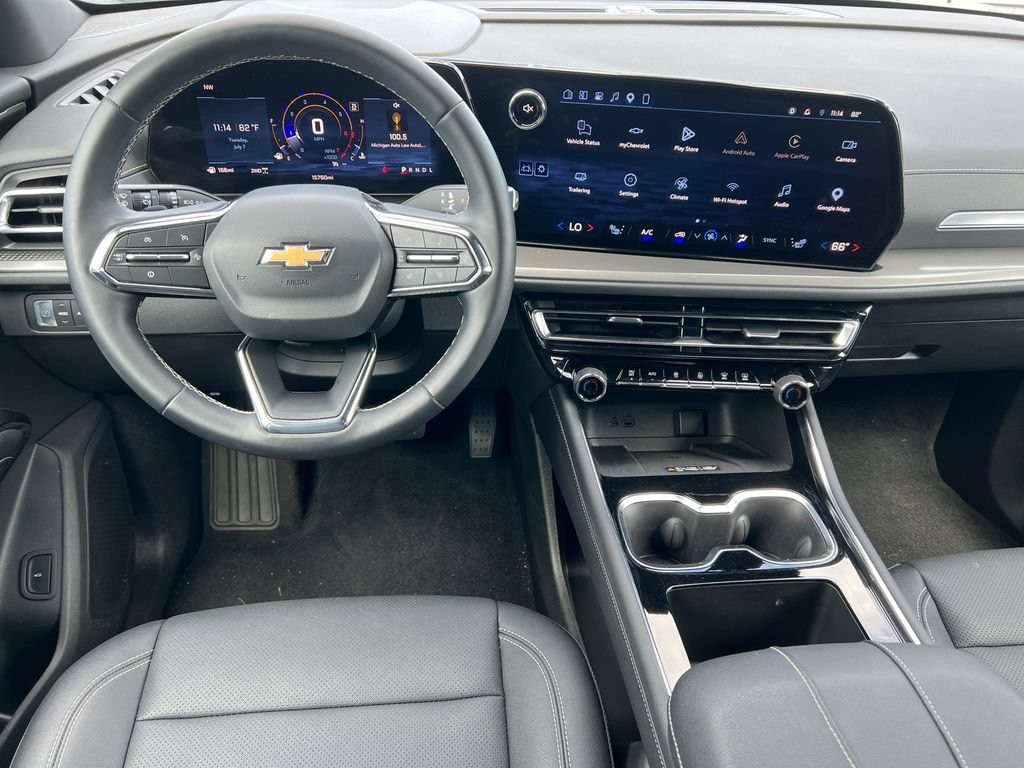 Used 2026 Chevrolet Traverse LT SUV