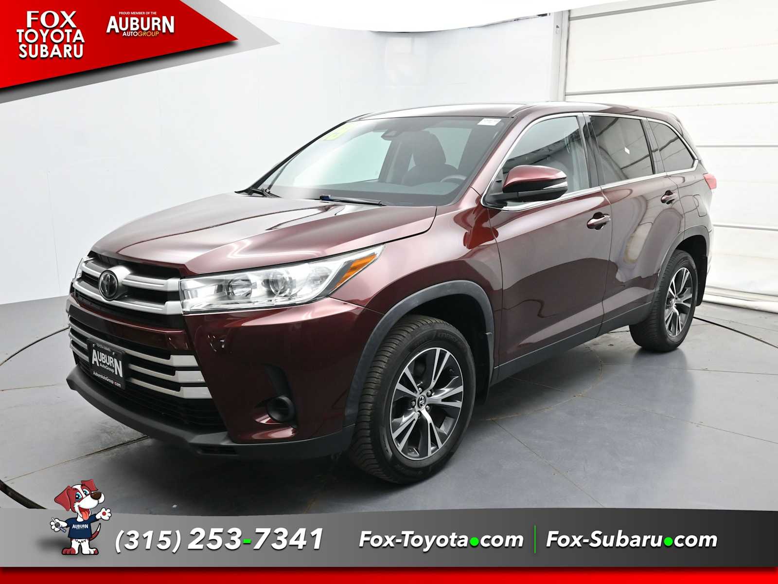 Used 2019 Toyota Highlander LE V6 AWD (Natl)