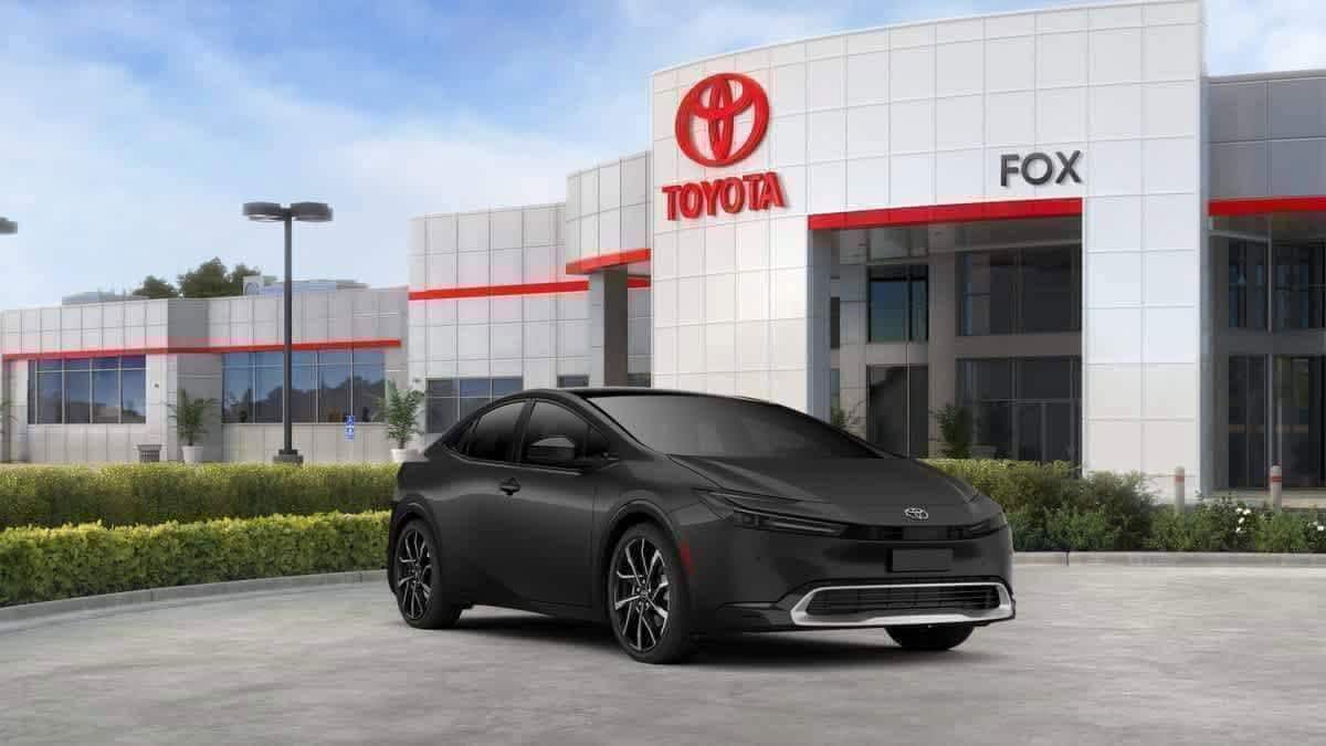 2026 Toyota Prius Plug-in Hybrid XSE - Photo 14