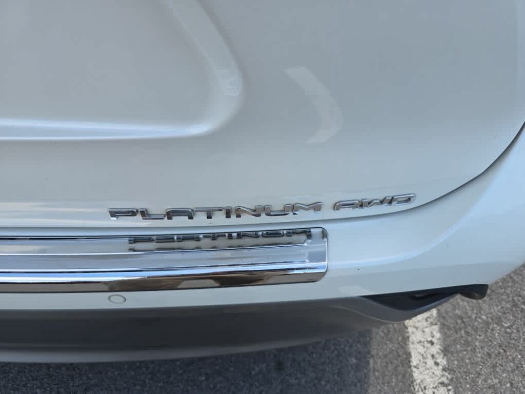 Used 2020 Toyota Highlander Platinum SUV