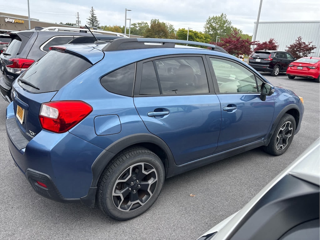 Used 2015 Subaru XV Crosstrek 2.0i Limited SUV