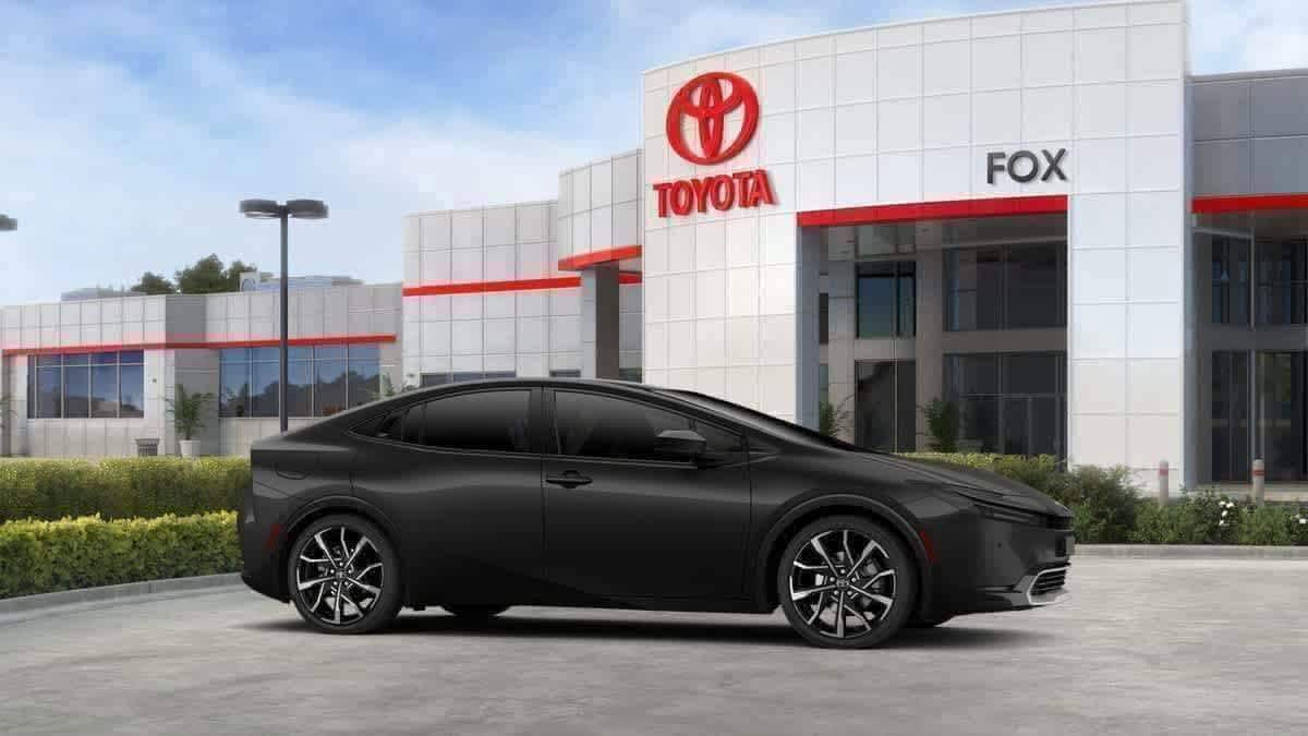 2026 Toyota Prius Plug-in Hybrid XSE - Photo 12