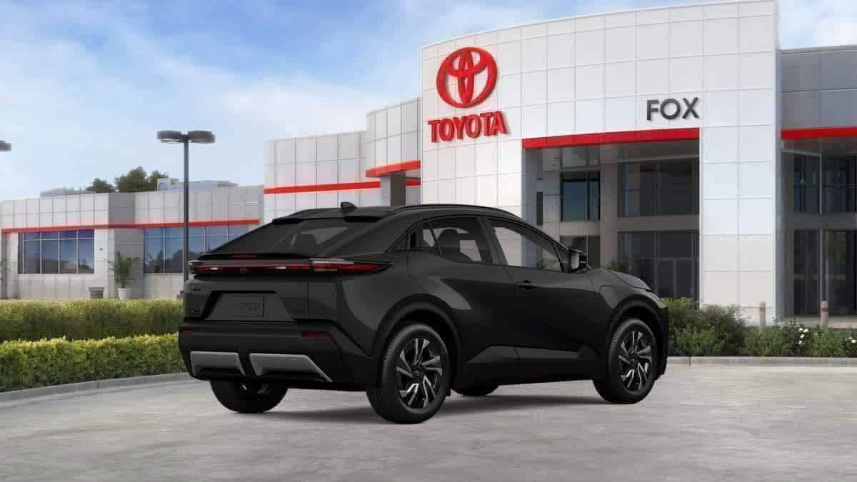 2026 Toyota C-HR SE - Photo 10
