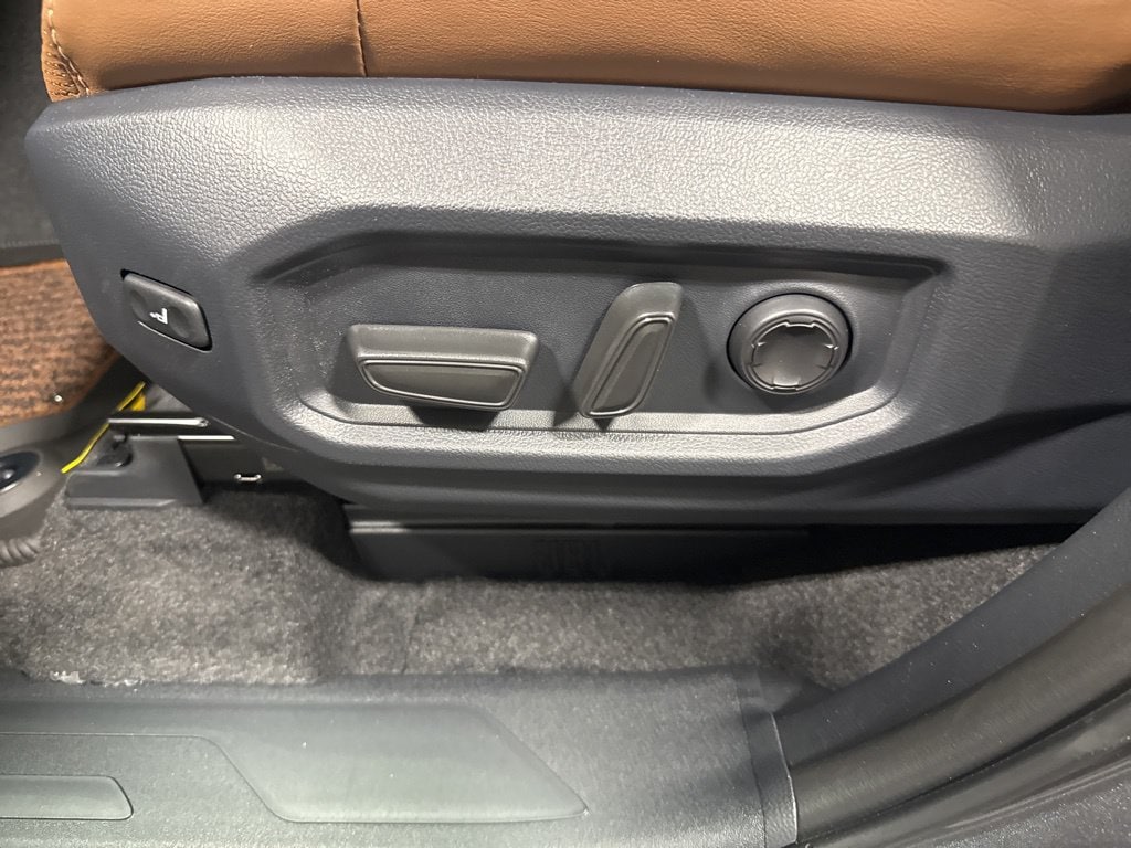2026 Toyota Tundra 1794 Edition - Photo 25