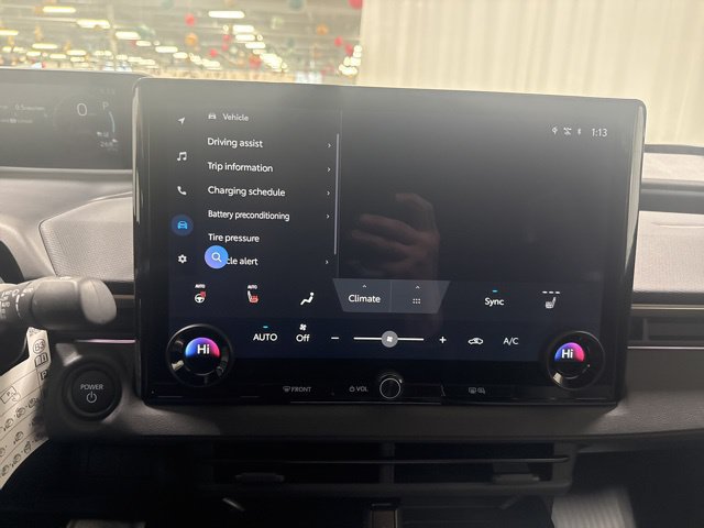 2026 Toyota bZ XLE - Photo 34