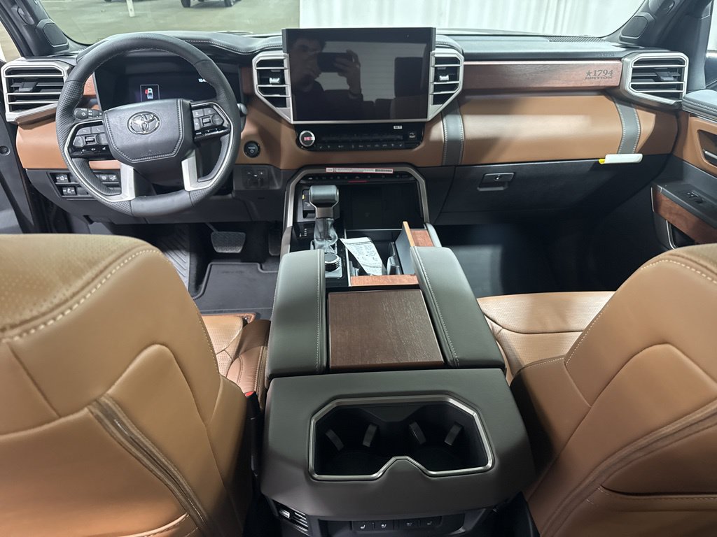 2026 Toyota Tundra 1794 Edition - Photo 17