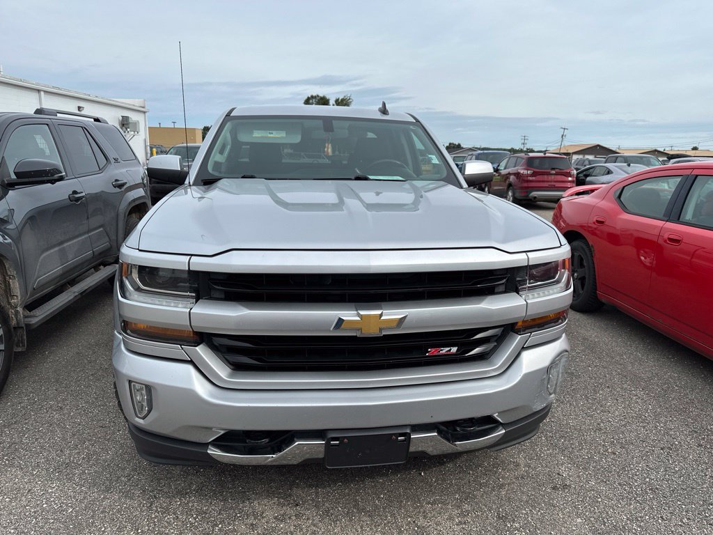 Used 2017 Chevrolet Silverado 1500 LT Z71 with VIN 1GCVKREC2HZ353516 for sale in Cadillac, MI