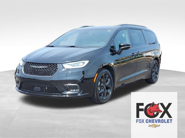 2025 Chrysler Pacifica Limited Passenger Van