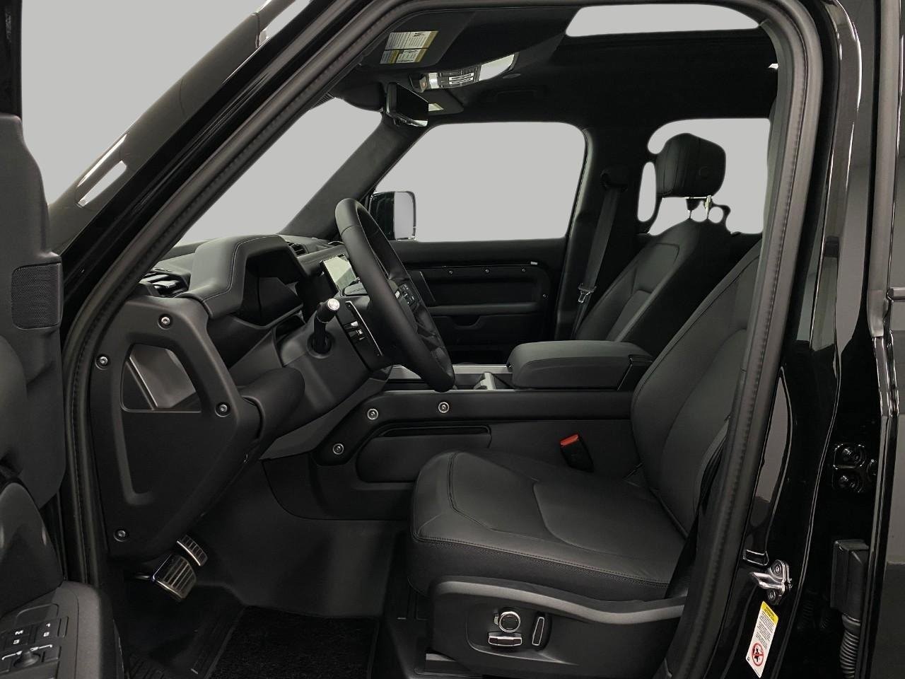 2026 Land Rover Defender V8 - Photo 65