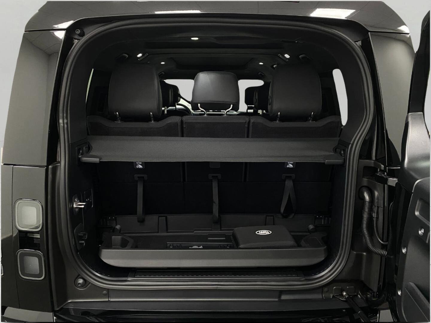 2026 Land Rover Defender V8 - Photo 42